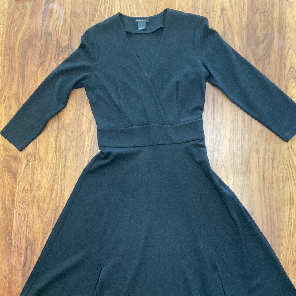 Club Monaco midi sweater dress (black)